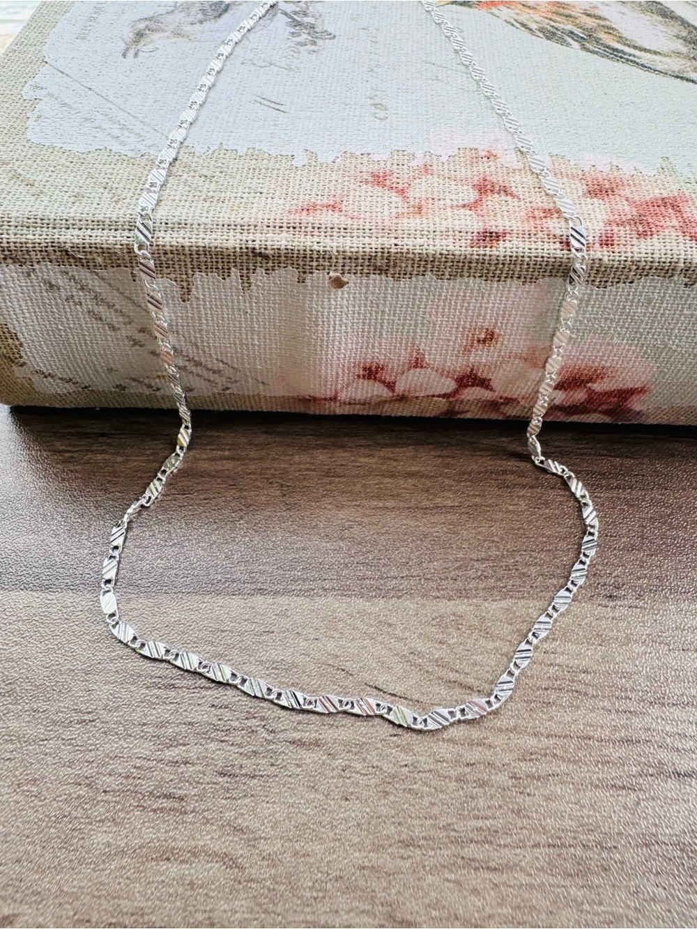 New 925 Sterling Silver fine 2MM flat Clavicle chains Necklaces 20” long
